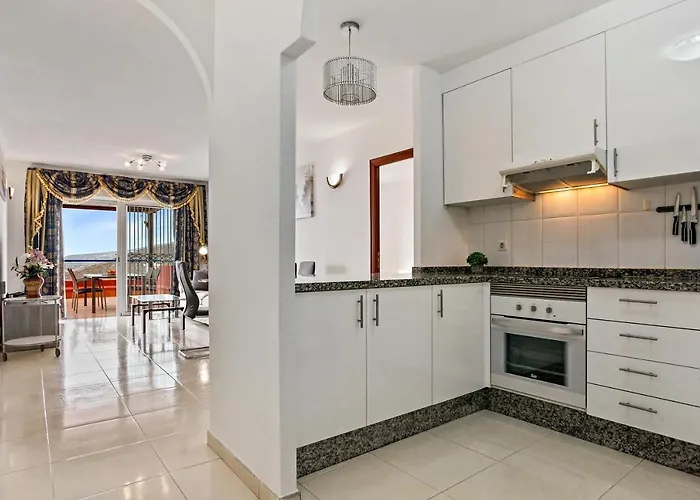 Incredible Sunset Apartment, Huge Terrace, Parking, Air C * アデヘ