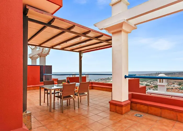 アパート Incredible Sunset Apartment, Huge Terrace, Parking, Air C アデヘ